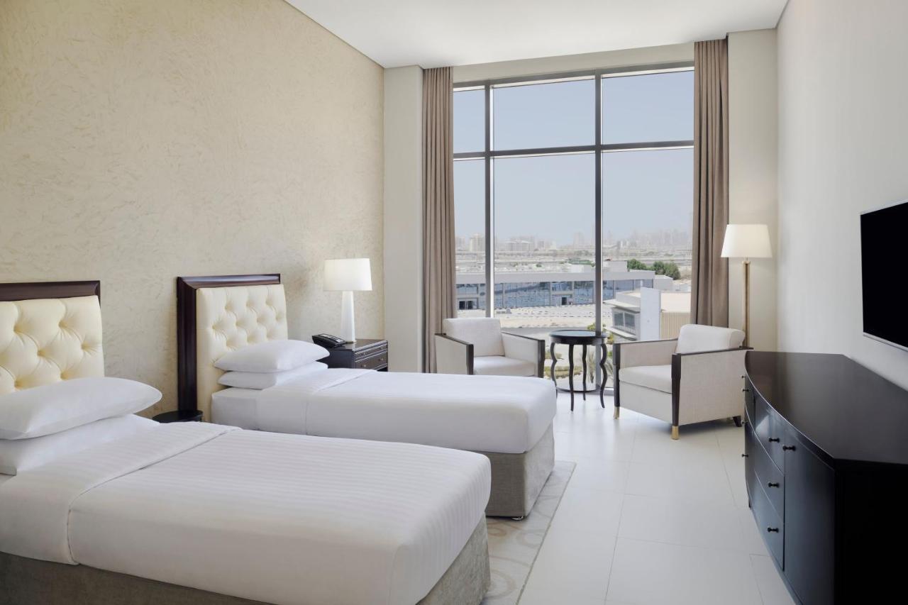 Delta Hotels by Marriott Green Community, Dubai Buitenkant foto