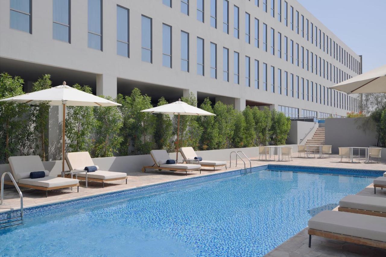 Delta Hotels by Marriott Green Community, Dubai Buitenkant foto