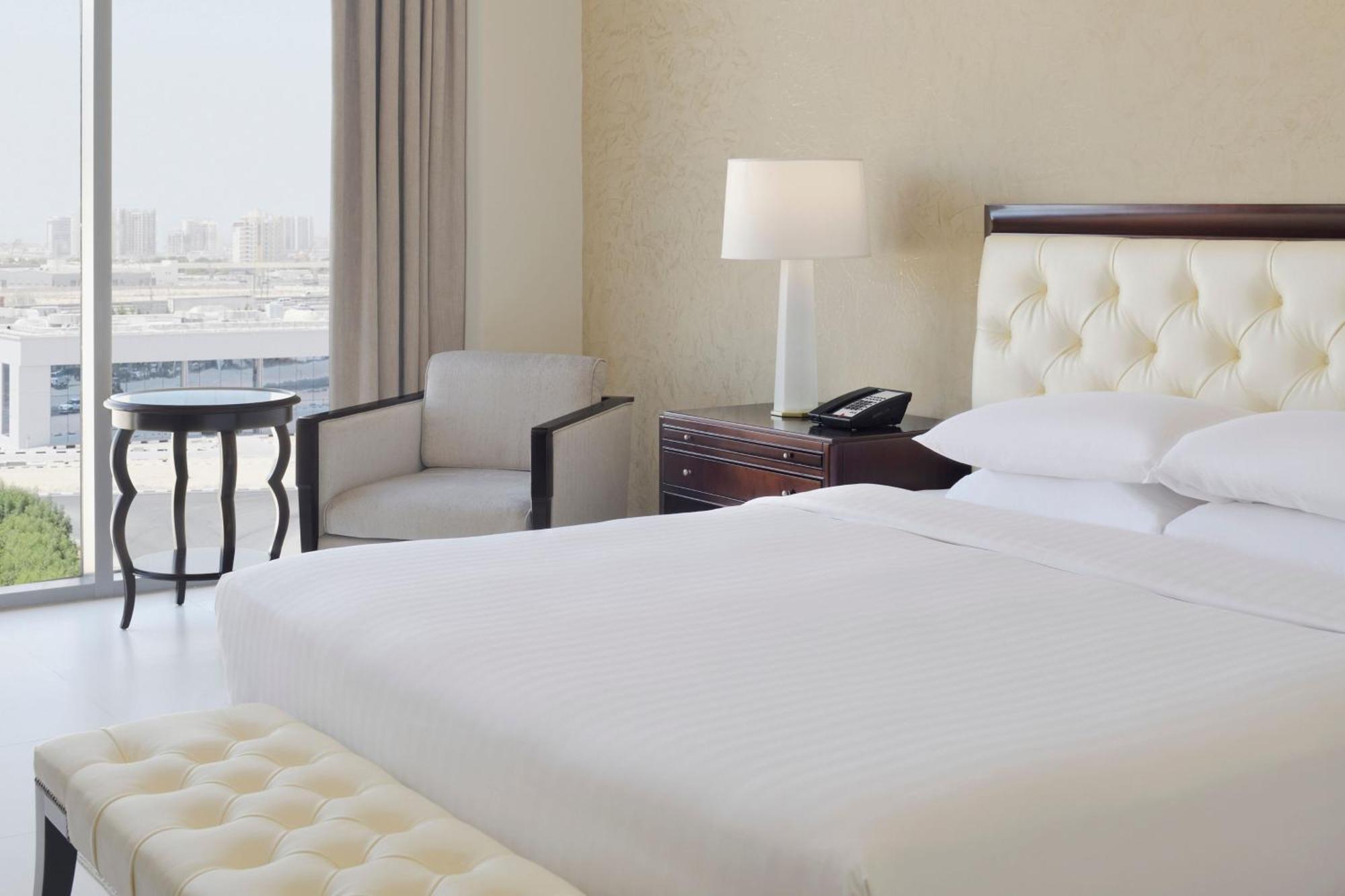 Delta Hotels by Marriott Green Community, Dubai Buitenkant foto